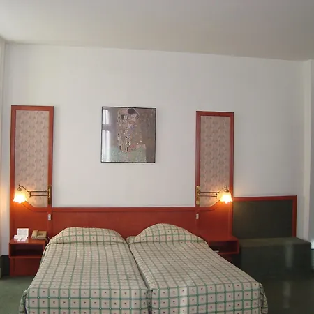 Le Dome 3* Bruxelles