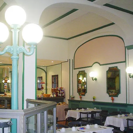 Отель Le Dome 3*