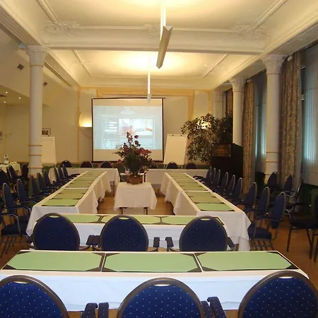 Le Dome Отель